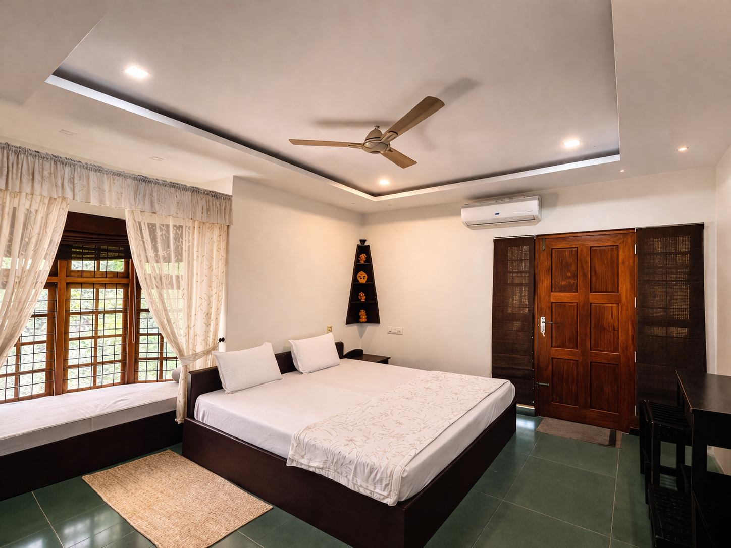 Balcony Room – Maleyam Homestay
