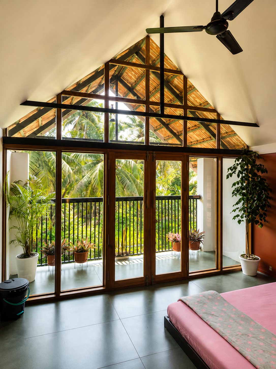Duplex Suite balcony — Maleyam Homestay